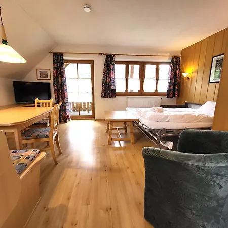 アパート Hoeller