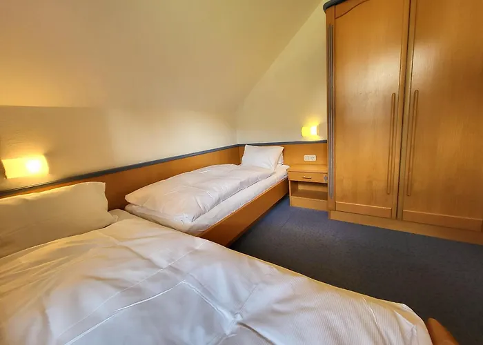 Hoeller * Sankt Lorenzen ob Murau